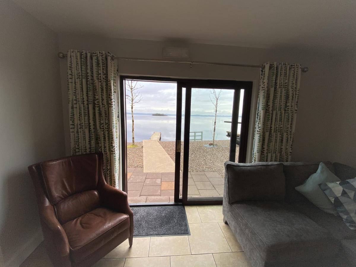 Tullybay Holiday Homes ภายนอก รูปภาพ