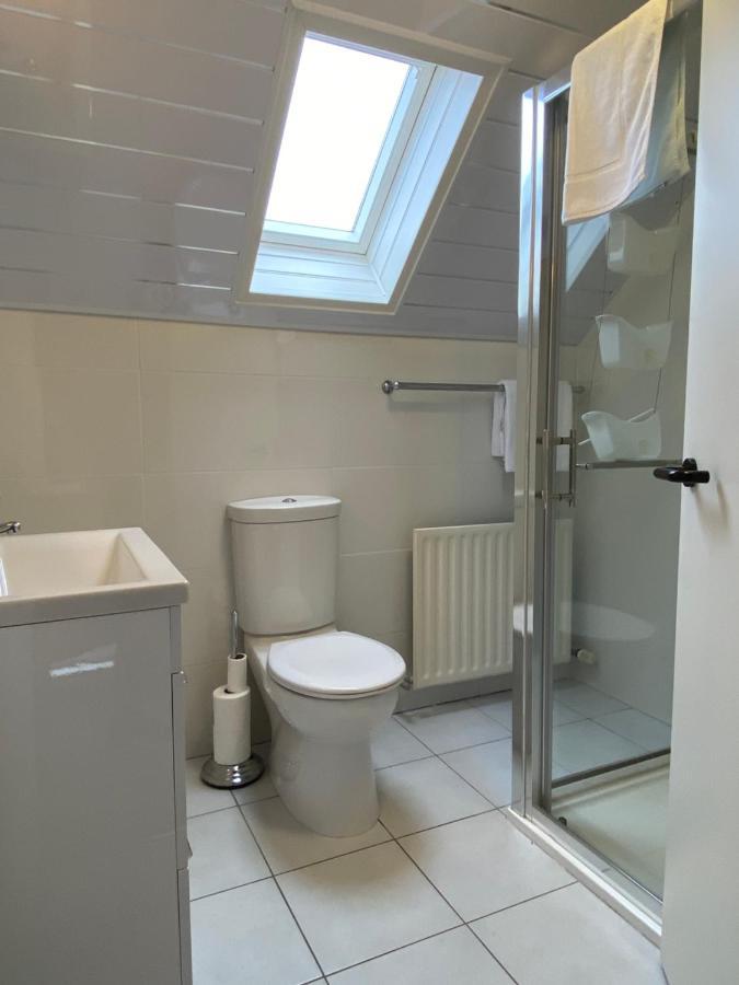 Tullybay Holiday Homes ภายนอก รูปภาพ